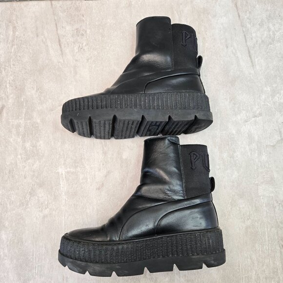 Rihanna FENTY PUMA Chelsea Shoe Boots Size 6 Black Pull on Biker Moto Booties - Picture 6 of 13